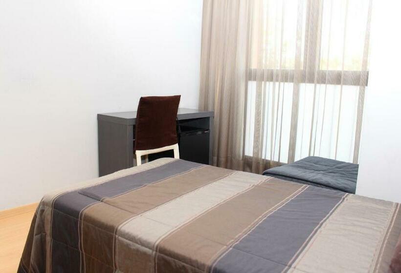 标准间, Ciutat D Amposta