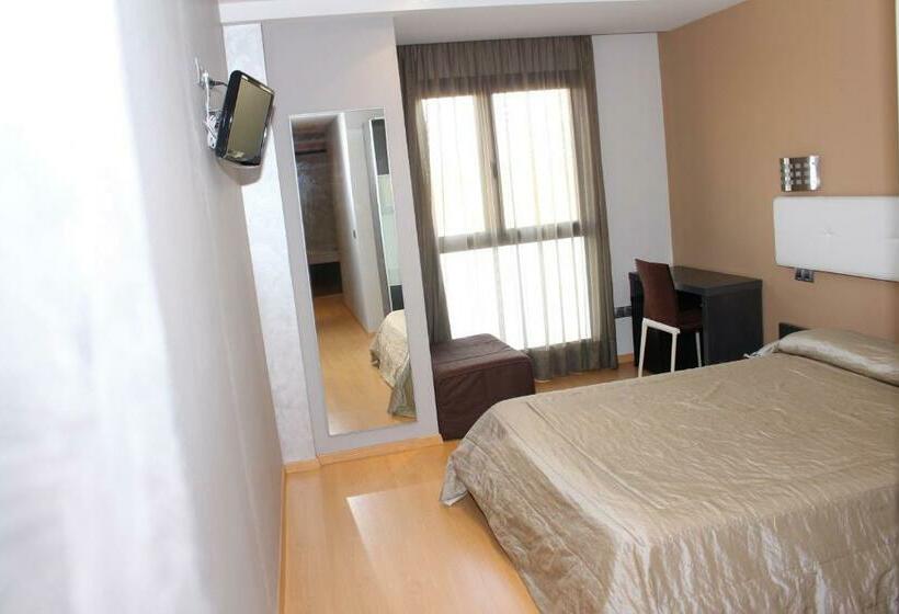 标准间, Ciutat D Amposta