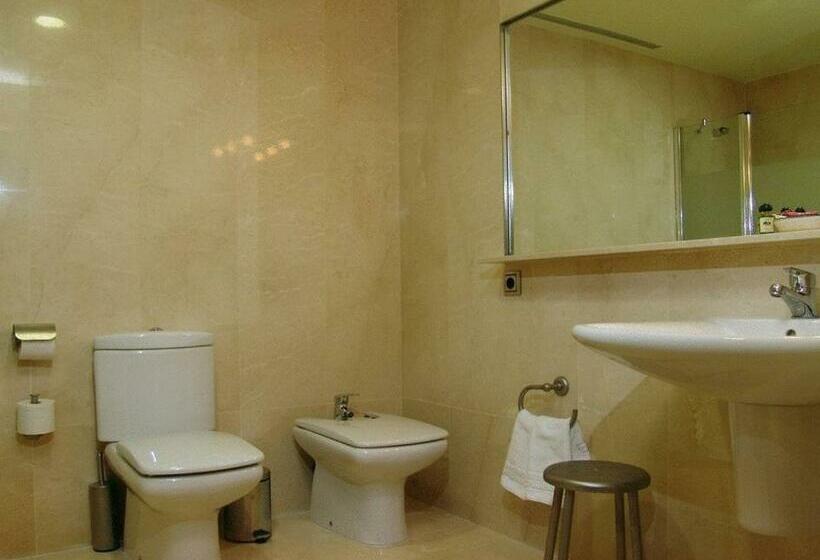 غرفة قياسية, Complejo El Carrascal