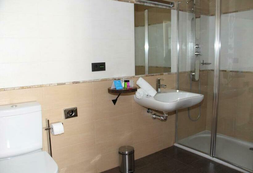 スタンダードルーム, Concejo Hospederia