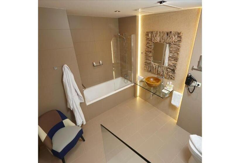 Номер Стандарт Внутренний, Galeria Essentia