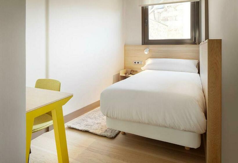 اتاق استاندارد یک نفره, Imaz