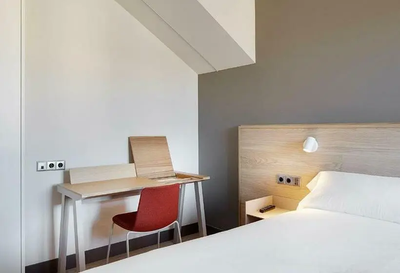 Deluxe-huone, Imaz