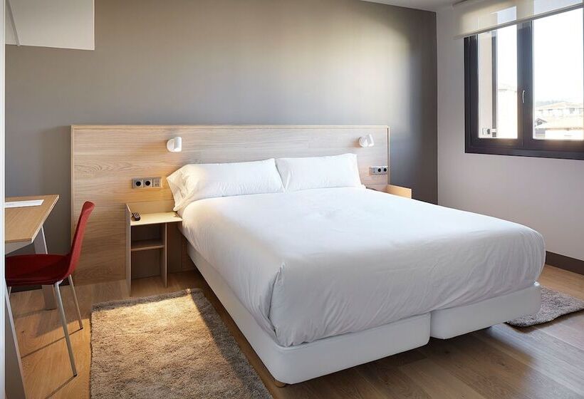 اتاق استاندارد, Imaz