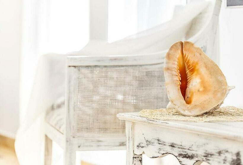 Полулюкс, Labreña