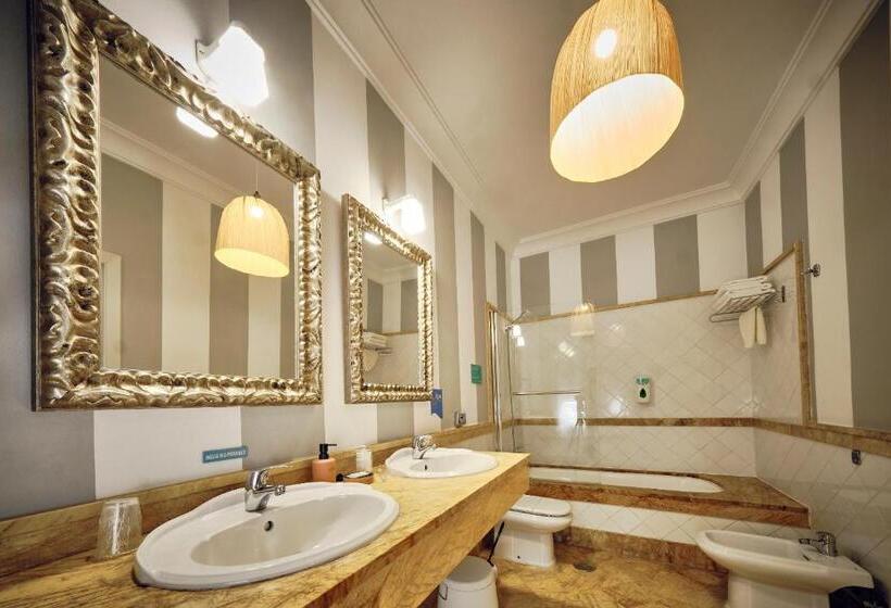 Полулюкс Вид на Горы, Labreña