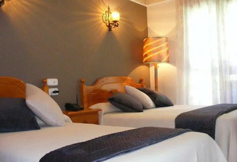 3-Bett-Standardzimmer, Mesón De Salinas