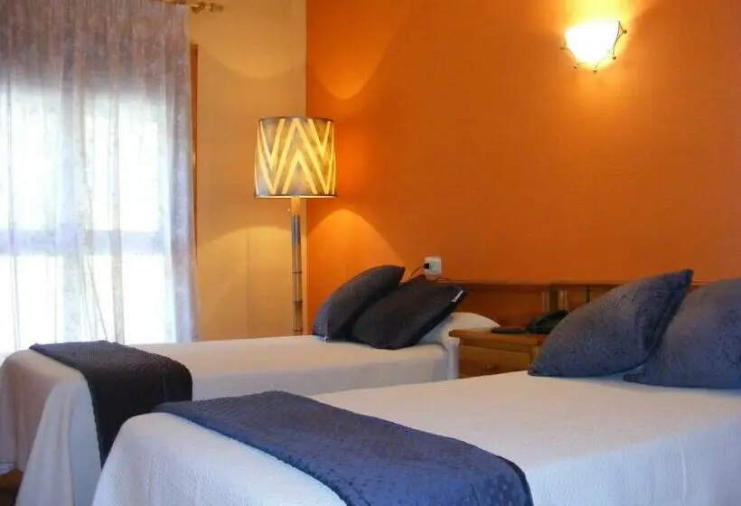 Standardzimmer, Mesón De Salinas
