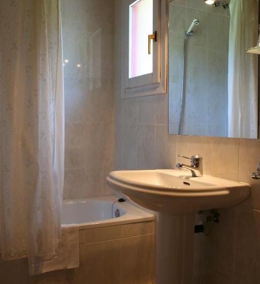 Номер Стандарт, Mesón De Salinas