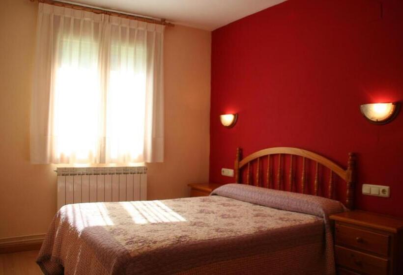 Апартаменты 2 Спальни, Mesón De Salinas