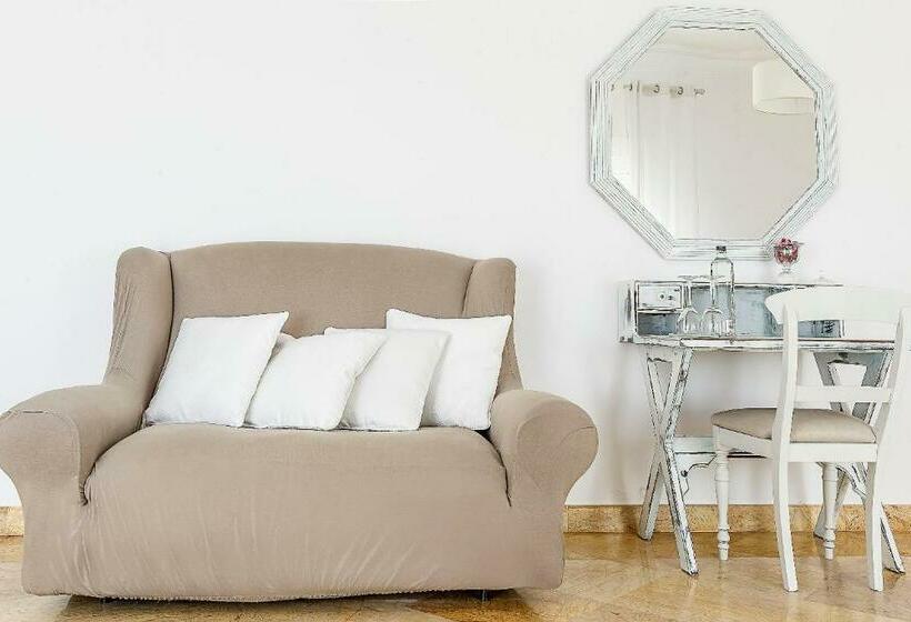 Полулюкс, Labreña