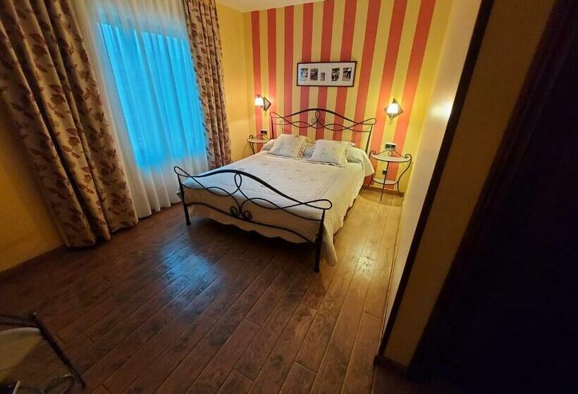 סוויטה דלוקס, Rural Venta Del Alon