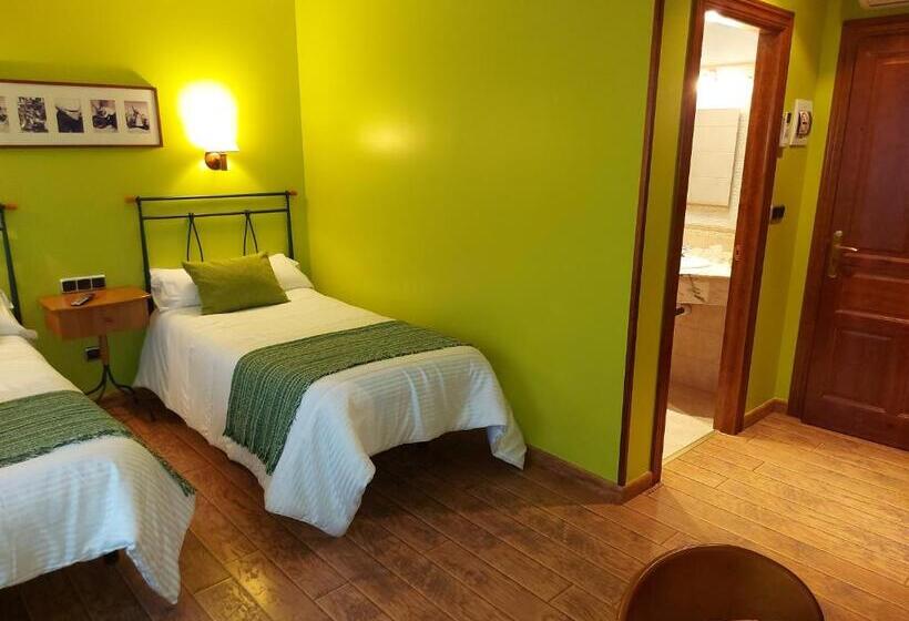 غرفة قياسية مطلّة علي الحديقة, Rural Venta Del Alon