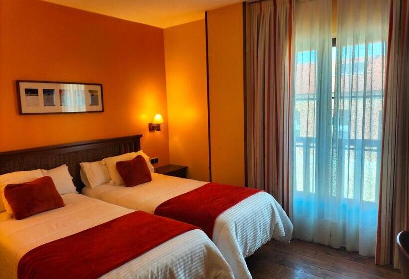 غرفة قياسية مزوَّدة بشُرفة, Rural Venta Del Alon