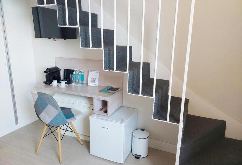 غرفة سوبيريور, Tematico Do Banco Azul