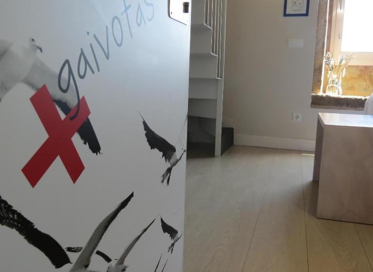 غرفة سوبيريور, Tematico Do Banco Azul