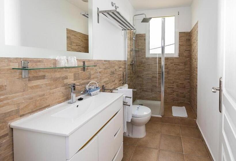 Номер Deluxe, Valle Del Oja