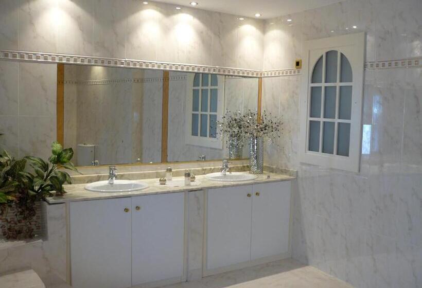 Номен Superior с Гидромассажем, Villaclara