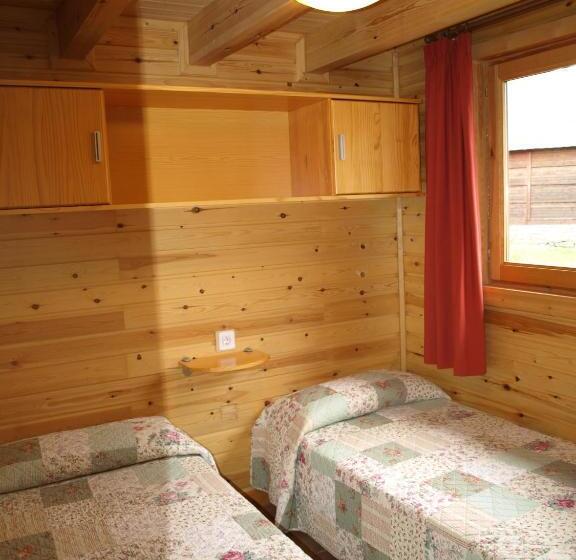 בונגלו סטנדרט 2 חדרי שינה, Centro De Vacaciones Morillo De Tou   Ainsa