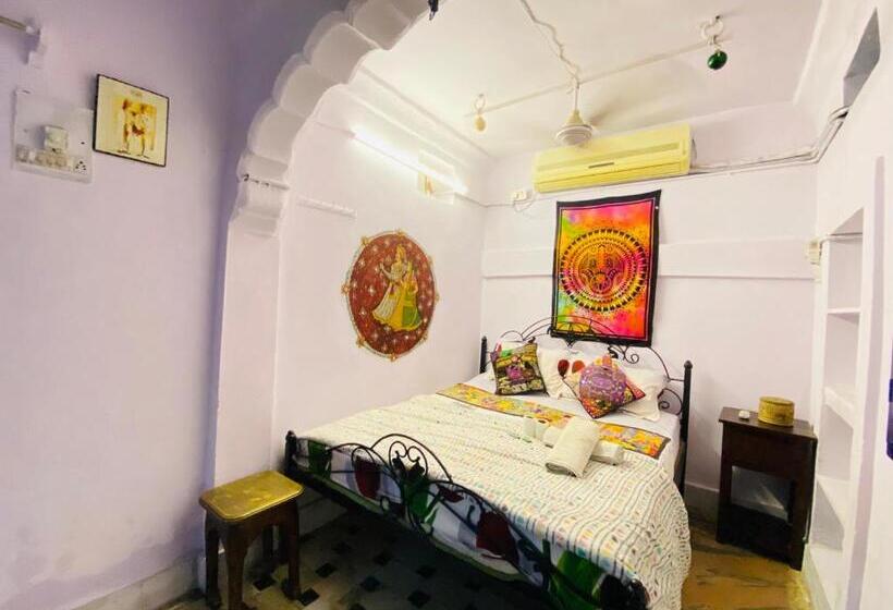 חדר דלוקס עם מרפסת, Bob Hostel