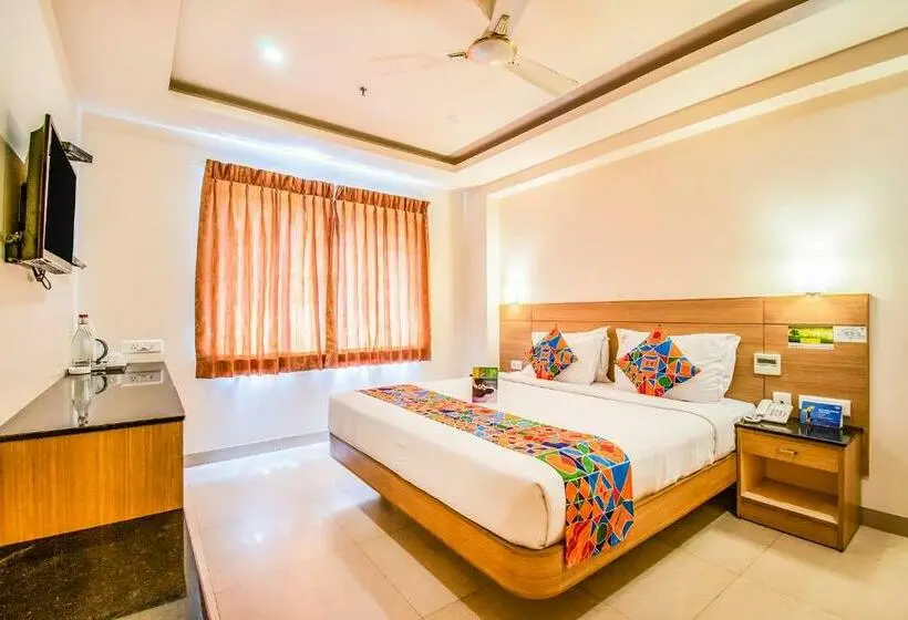 Sviitti, Fabhotel Prime Royal Castle Nr Coimbatore North Railway Station