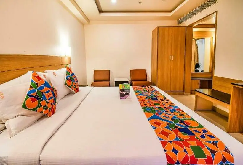 Sviitti, Fabhotel Prime Royal Castle Nr Coimbatore North Railway Station