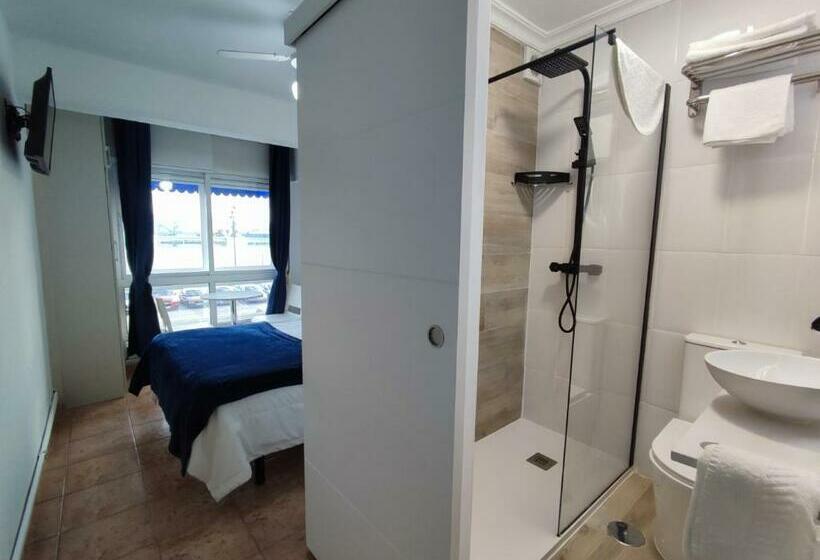 غرفة قياسية, Hostal Lucy