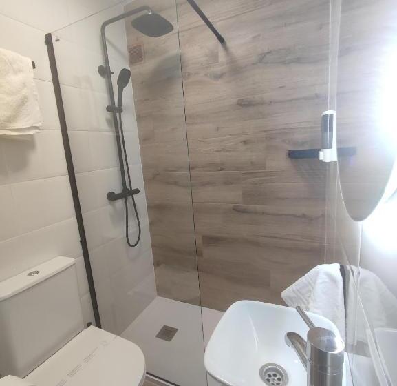 غرفة قياسية فردية, Hostal Lucy