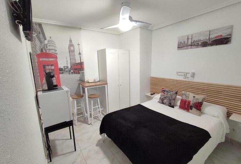 غرفة قياسية, Hostal Lucy