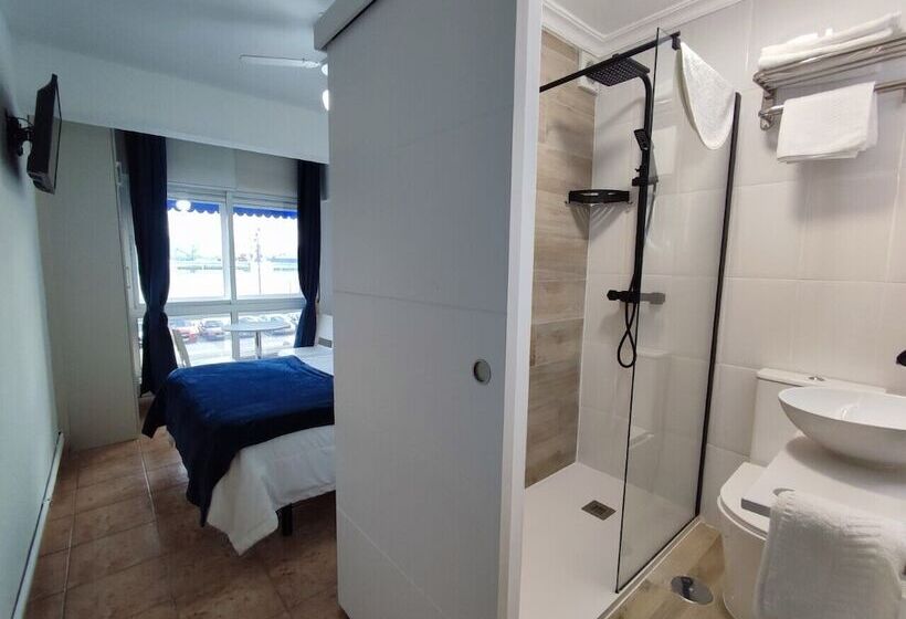 غرفة قياسية, Hostal Lucy