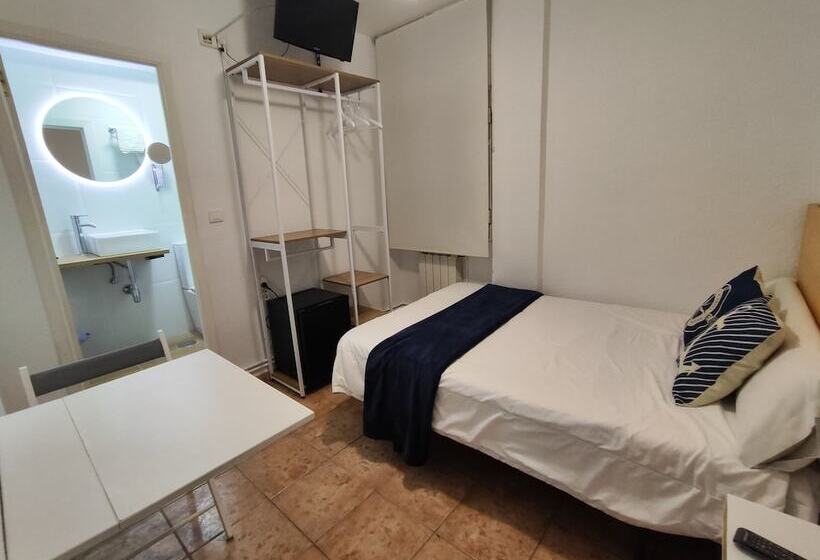 Номер Стандарт Индивидуальный, Hostal Lucy