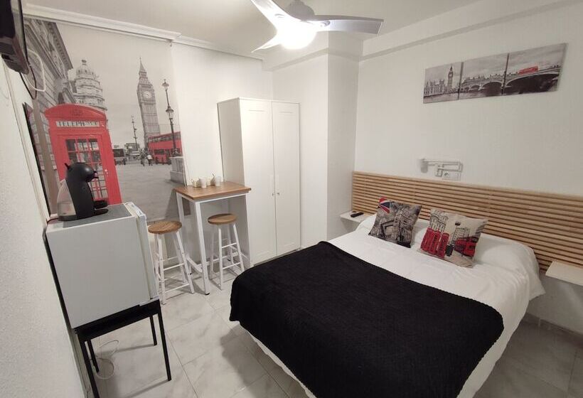 غرفة قياسية, Hostal Lucy