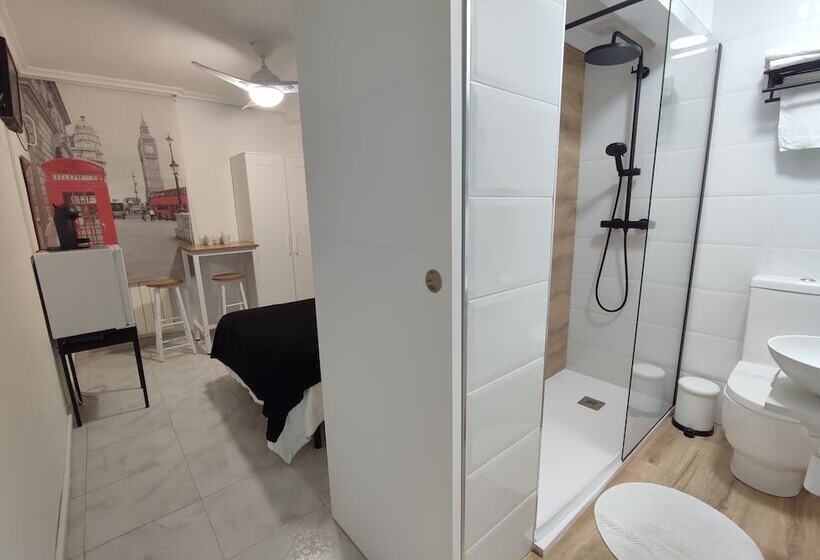 غرفة قياسية, Hostal Lucy