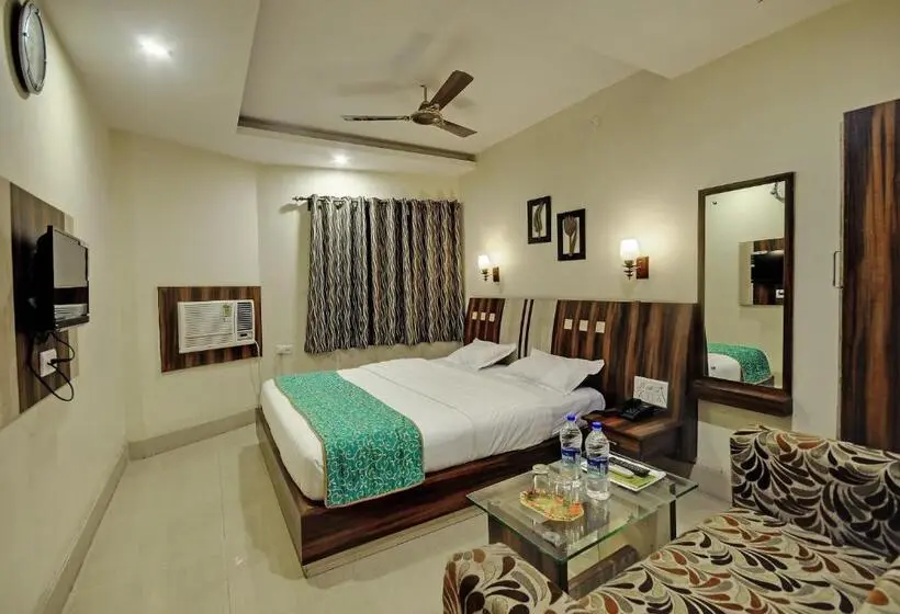 Chambre Supérieure Individuelle, Anurag