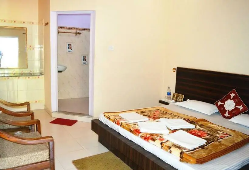 Deluxe-huone, Goverdhan Tourist Complex