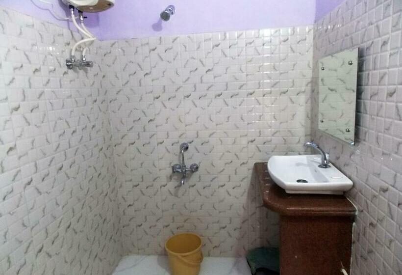 חדר סטנדרט, Goverdhan Tourist Complex