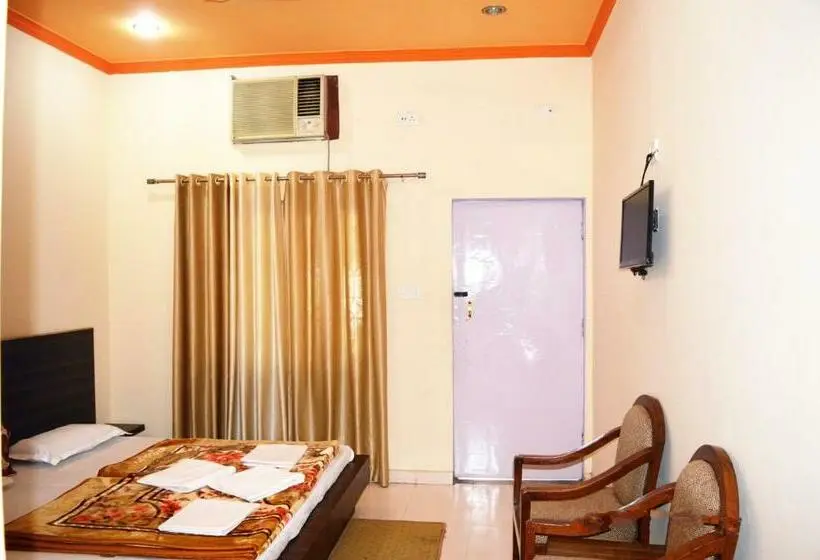 Deluxe-huone, Goverdhan Tourist Complex