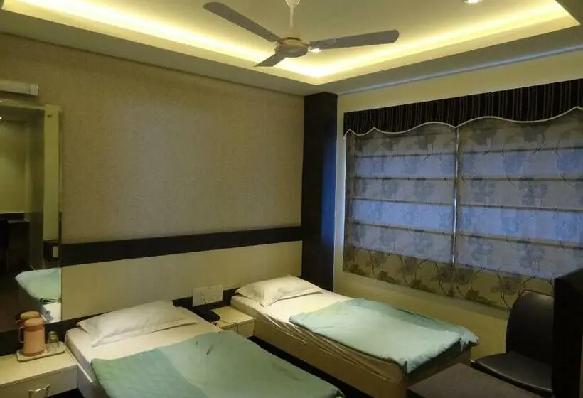 Chambre Deluxe, Purva