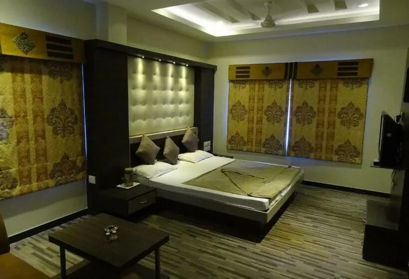 Chambre Executive, Purva