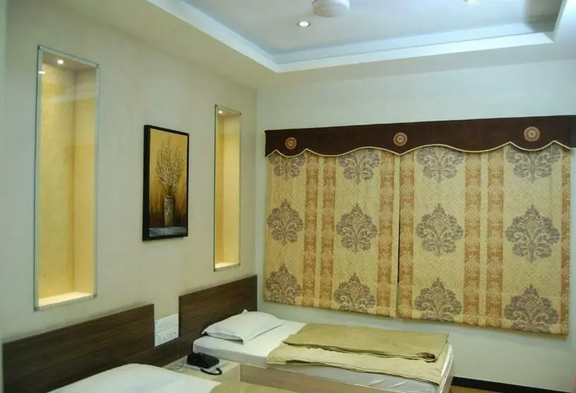 Chambre Deluxe, Purva