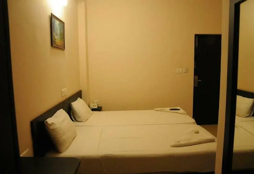 デラックスルーム, Sri Krishna Residency