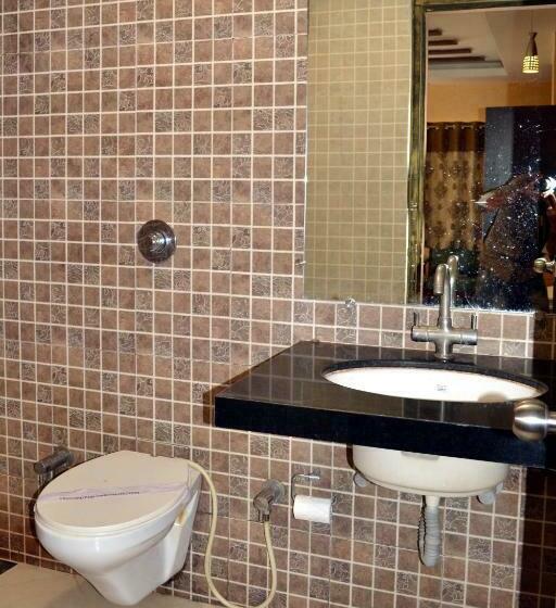 Номер Deluxe, Swagat