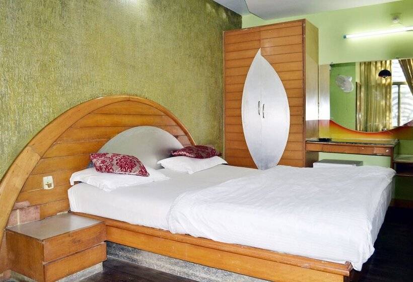 Номер Deluxe, Swagat