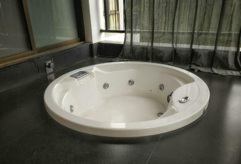 프레지덴셜 스위트, Chateau Woods