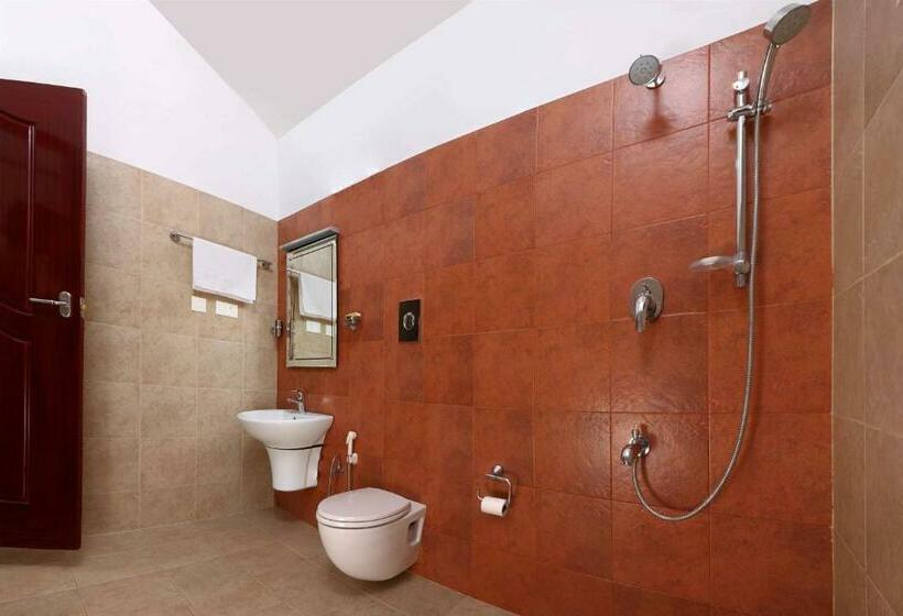 스탠다드 룸 호수 전망, Arayal Resort A Unit Of Sharoy Resort