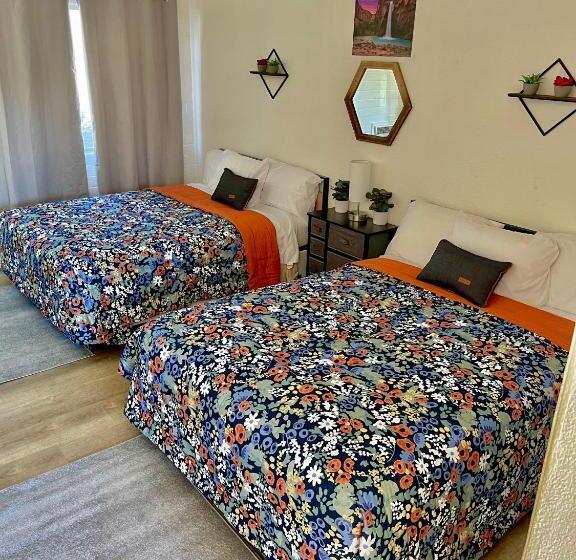 غرفة قياسية, Canyon S Edge Route 66 Motel