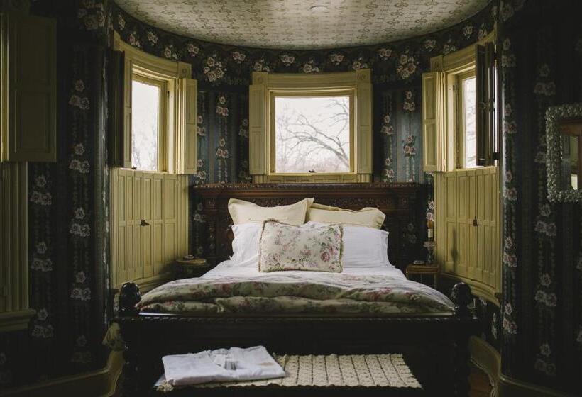 غرفة سوبيريور سرير ملكى, 10 Clarke