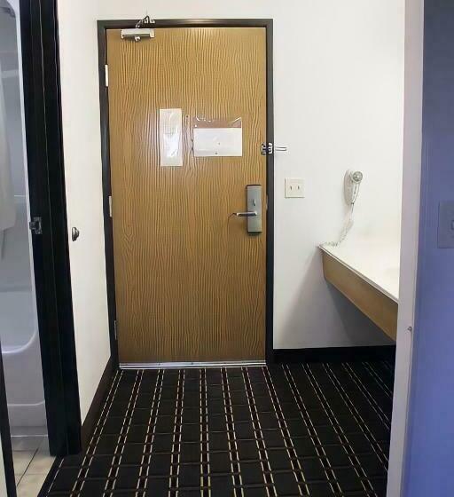 غرفة قياسية, Amerivu Inn And Suites