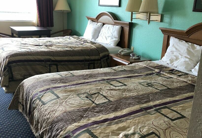 غرفة ديلوكس, Clairmont Inn