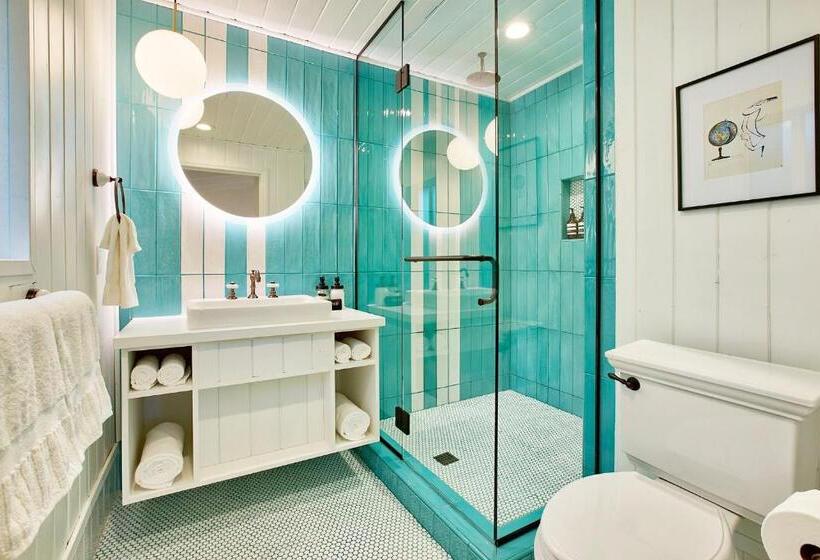 سوئیت با وان آب گرم, Dive Palm Springs